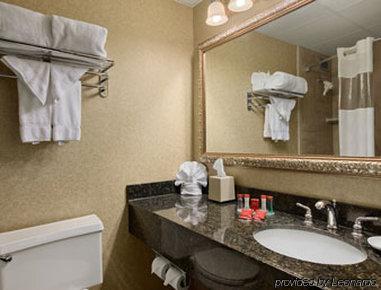 Ramada Plaza Hotel Columbus Quarto foto